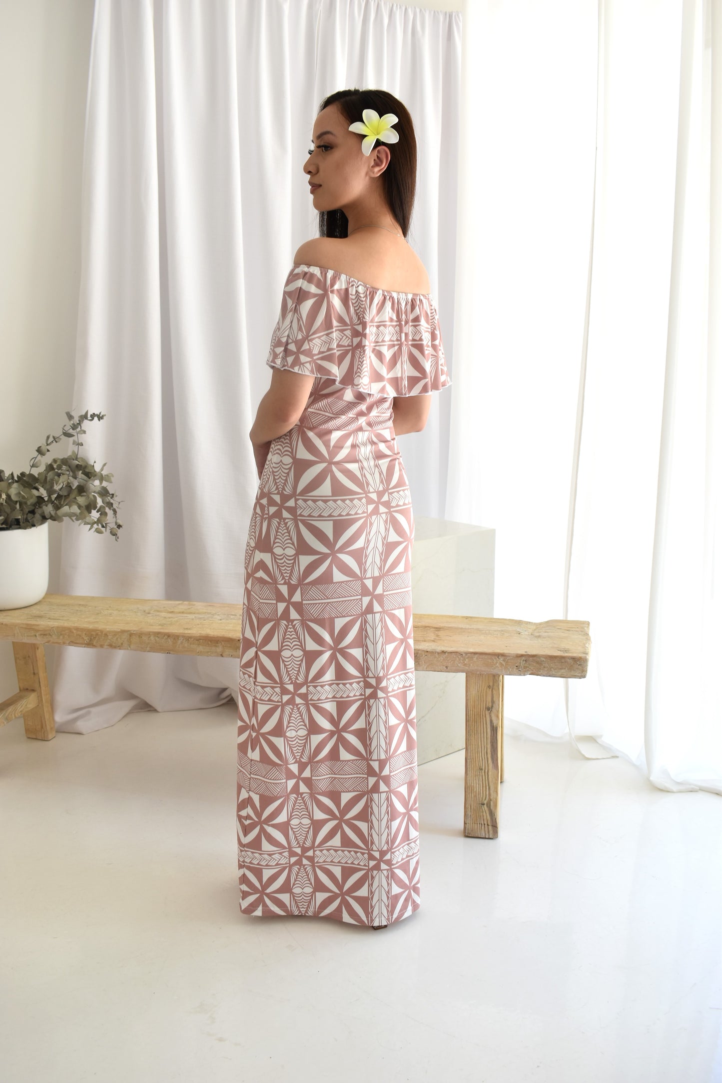 (PRE-ORDER) KIA DRESS - OFF SHOULDER FRILL DESIGN - LIGHT BROWN AND WHITE