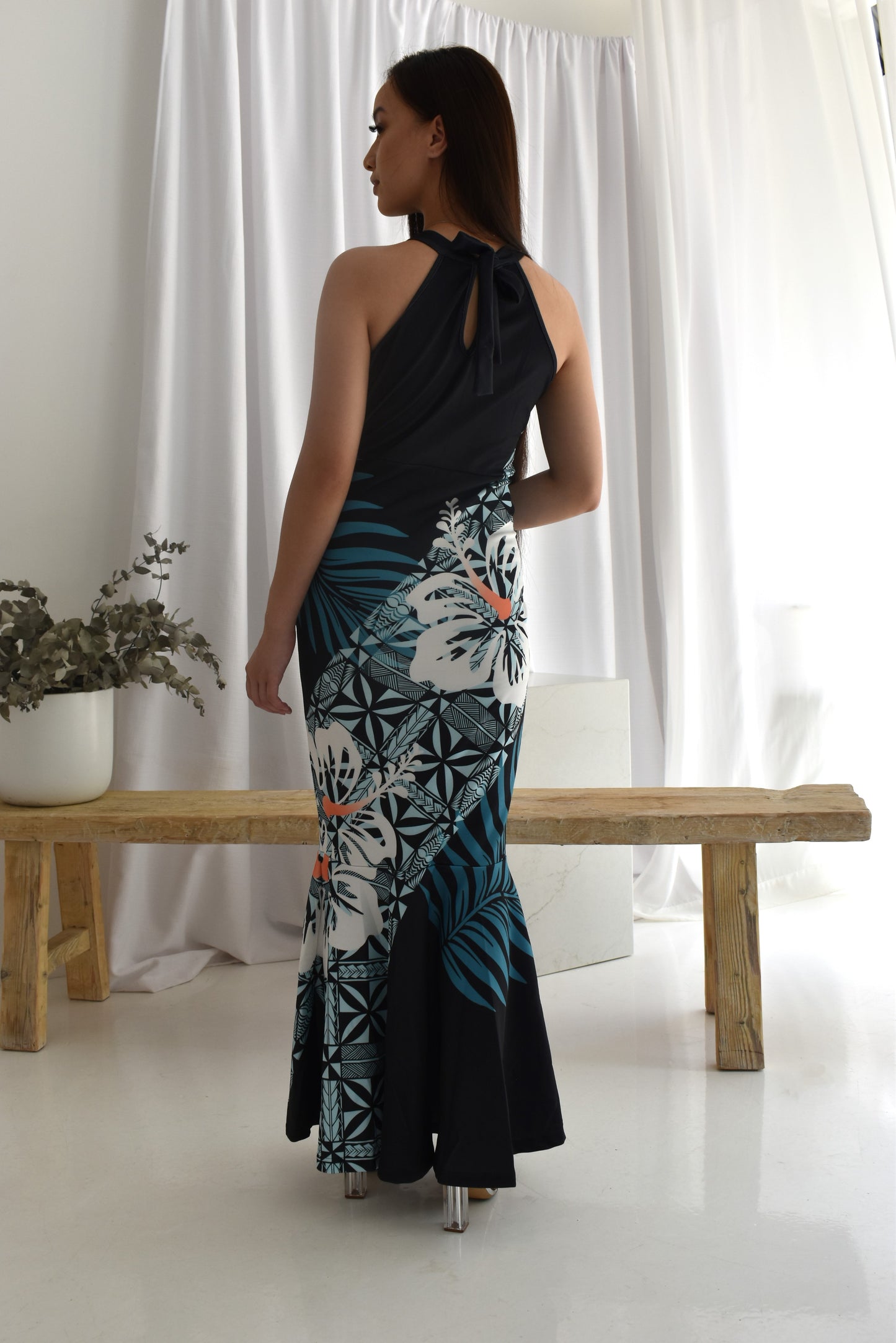(PRE-ORDER) JASMINE DRESS - HALTER MAXI DRESS - BLACK & BLUE