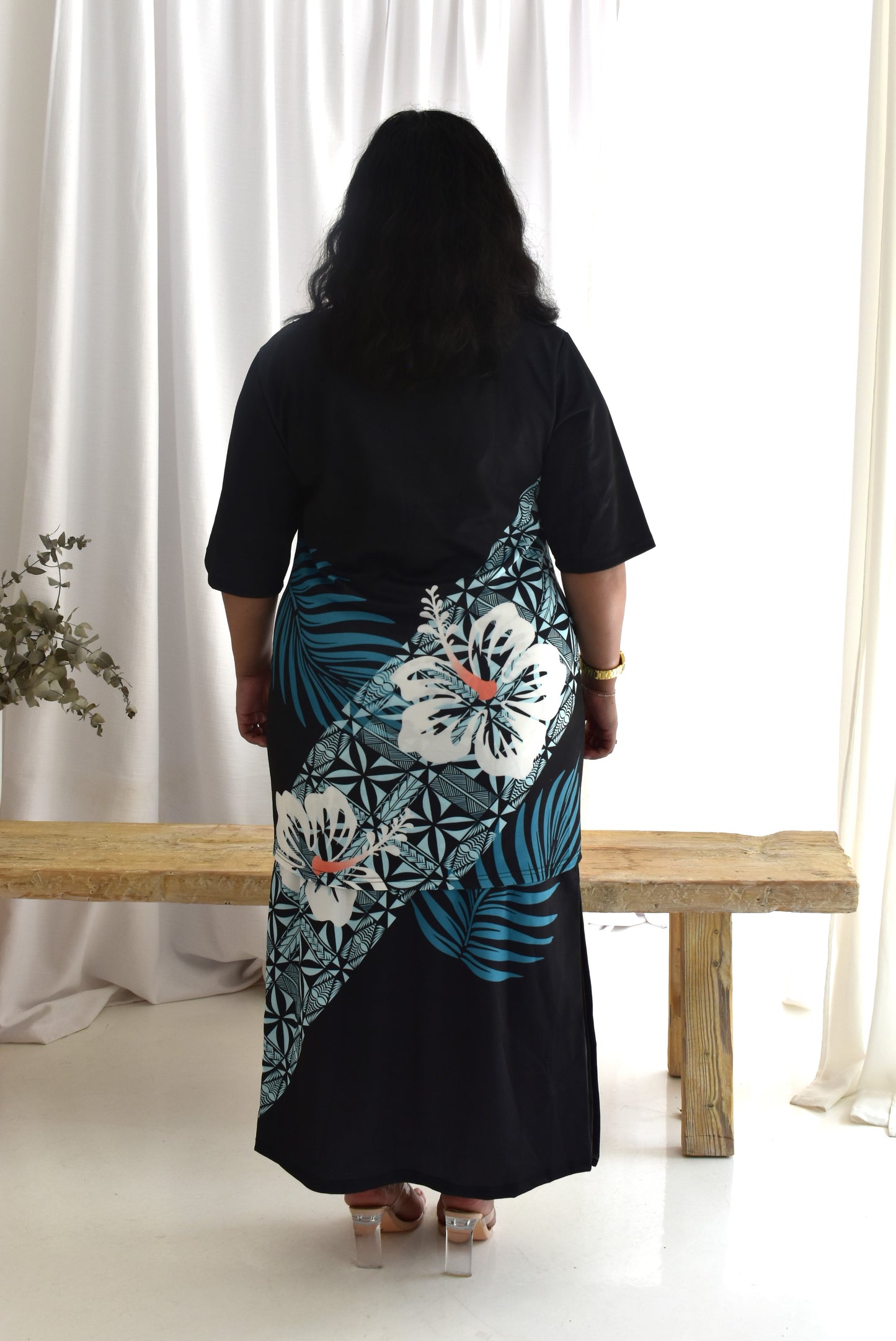 (PRE-ORDER) JASMINE PULETASI - TWO PIECE STYLE - BLACK & BLUE