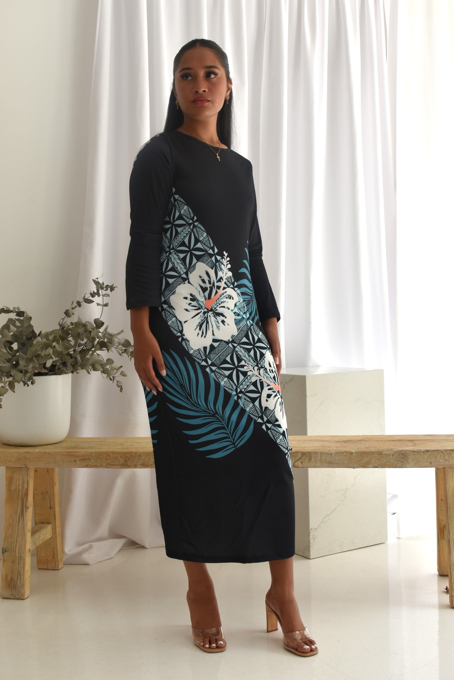 (PRE-ORDER) JASMINE DRESS - FLARED LONG SLEEVE DRESS - BLACK & BLUE