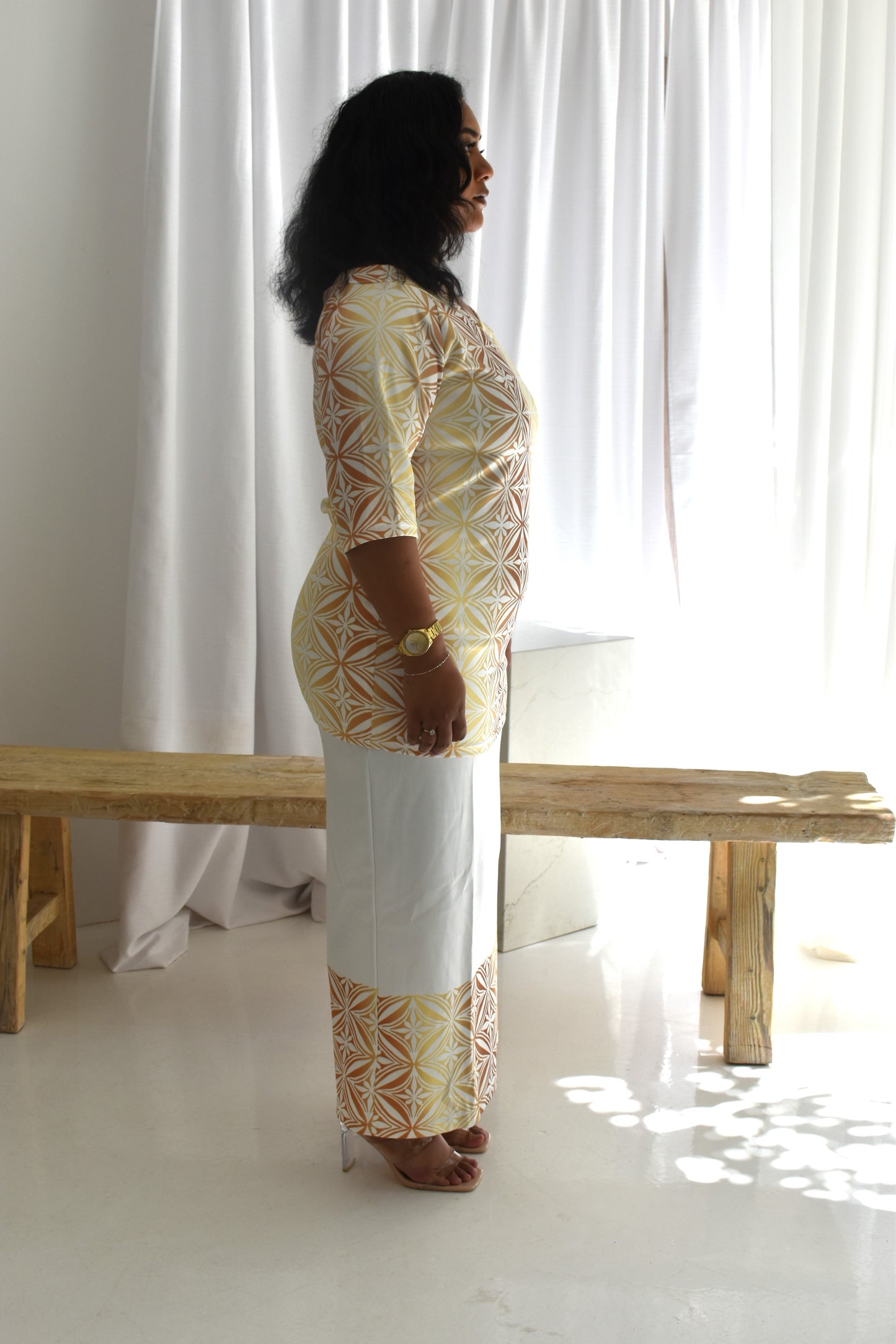 (PRE-ORDER) SERENA PULETASI - TWO PIECE OUTFIT - GOLD & WHITE