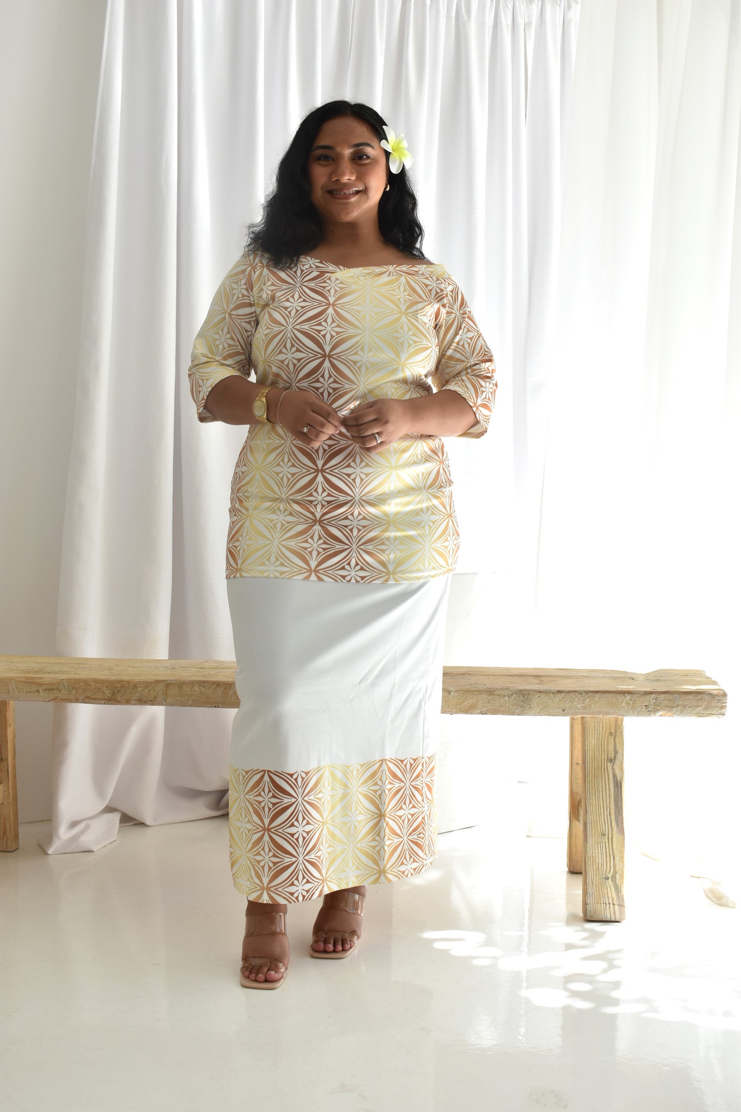 (PRE-ORDER) SERENA PULETASI - TWO PIECE OUTFIT - GOLD & WHITE