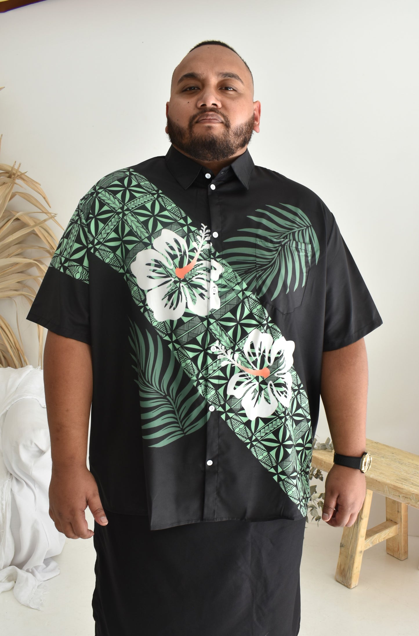 (PRE-ORDER) MENS SHIRT - COLLARED BUTTON UP - FLORAL GREEN & BLACK