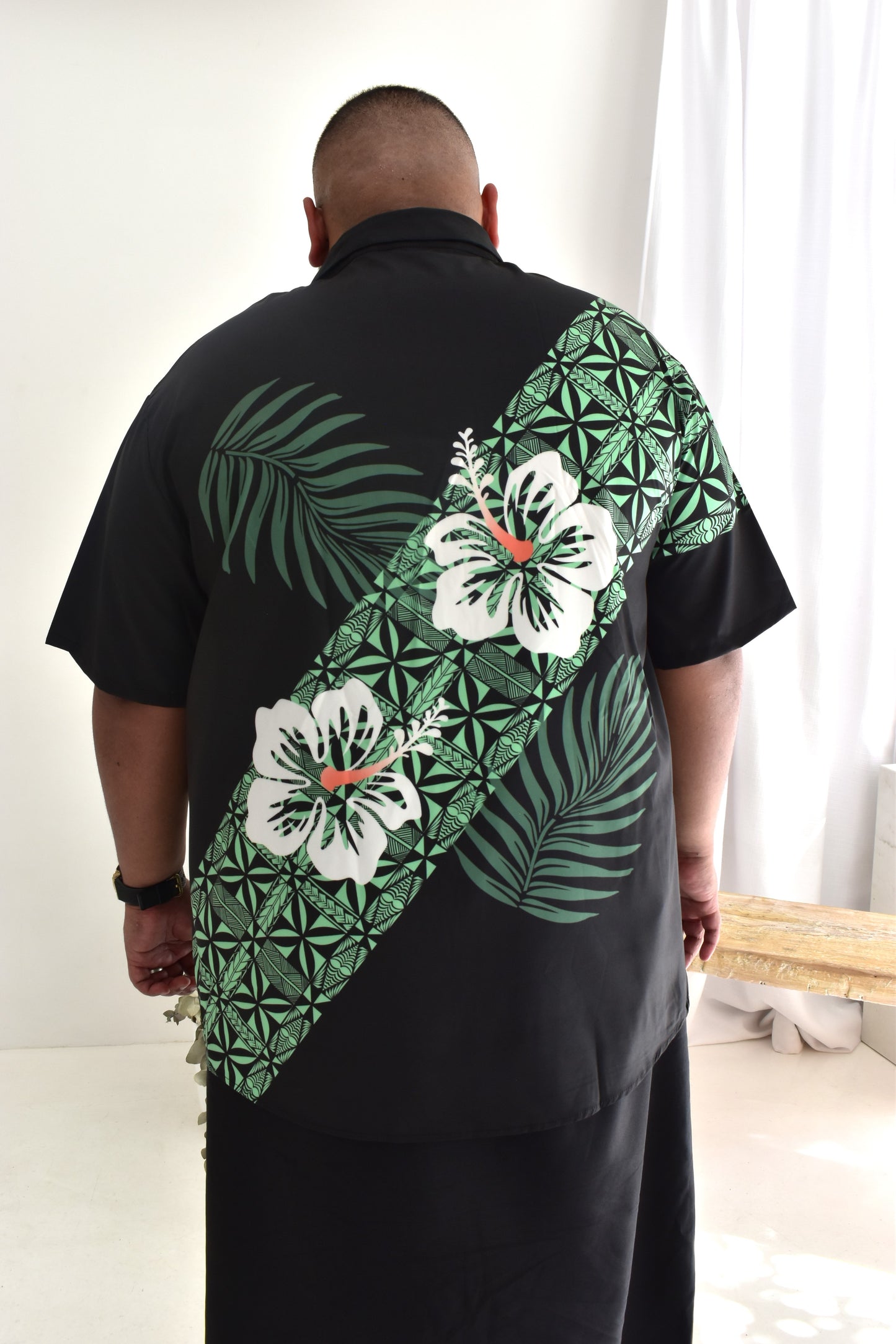 (PRE-ORDER) MENS SHIRT - COLLARED BUTTON UP - FLORAL GREEN & BLACK