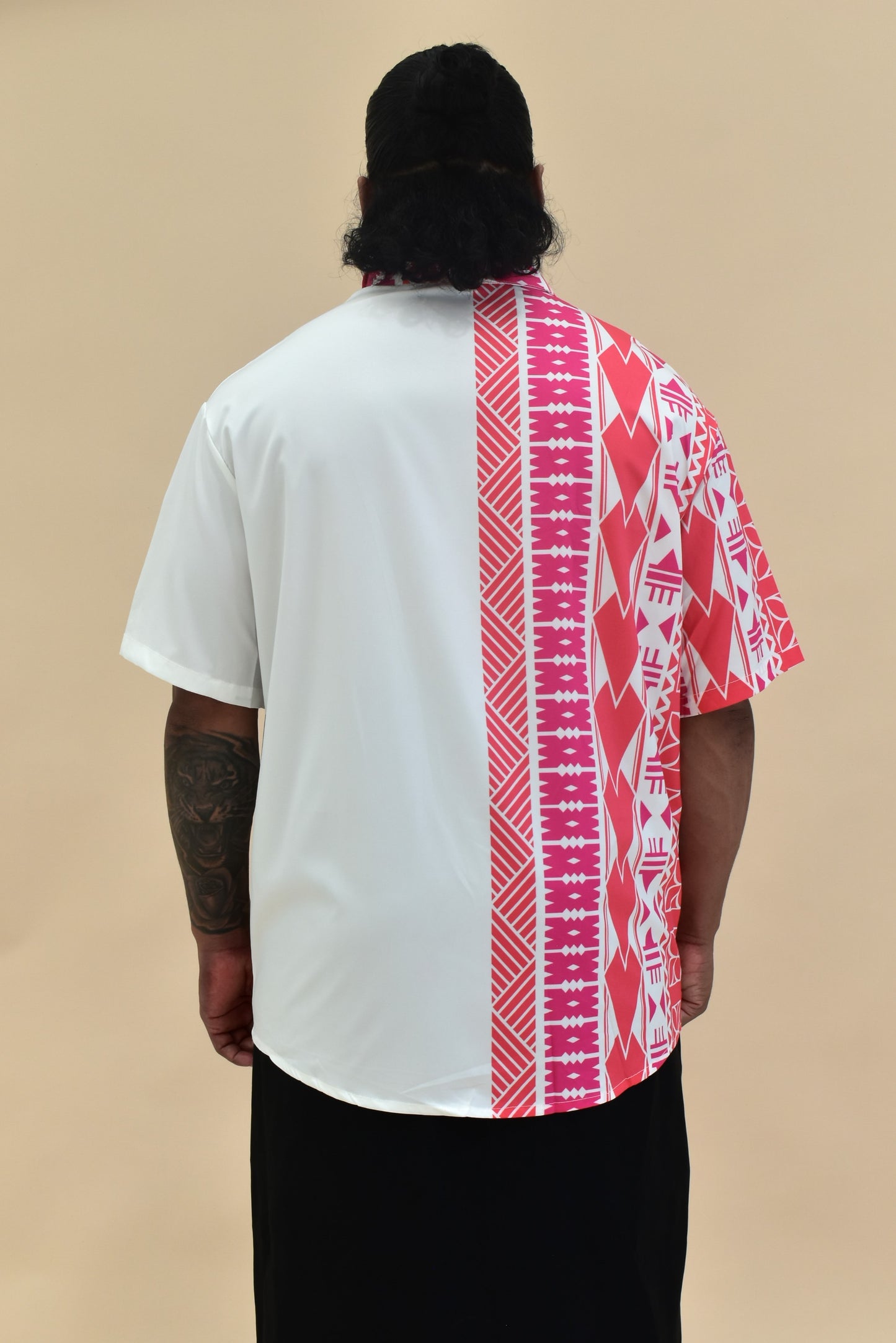 KALEI SHIRT - COLLARED BUTTON UP SHIRT - PINK & WHITE MELANESIAN PATTERN