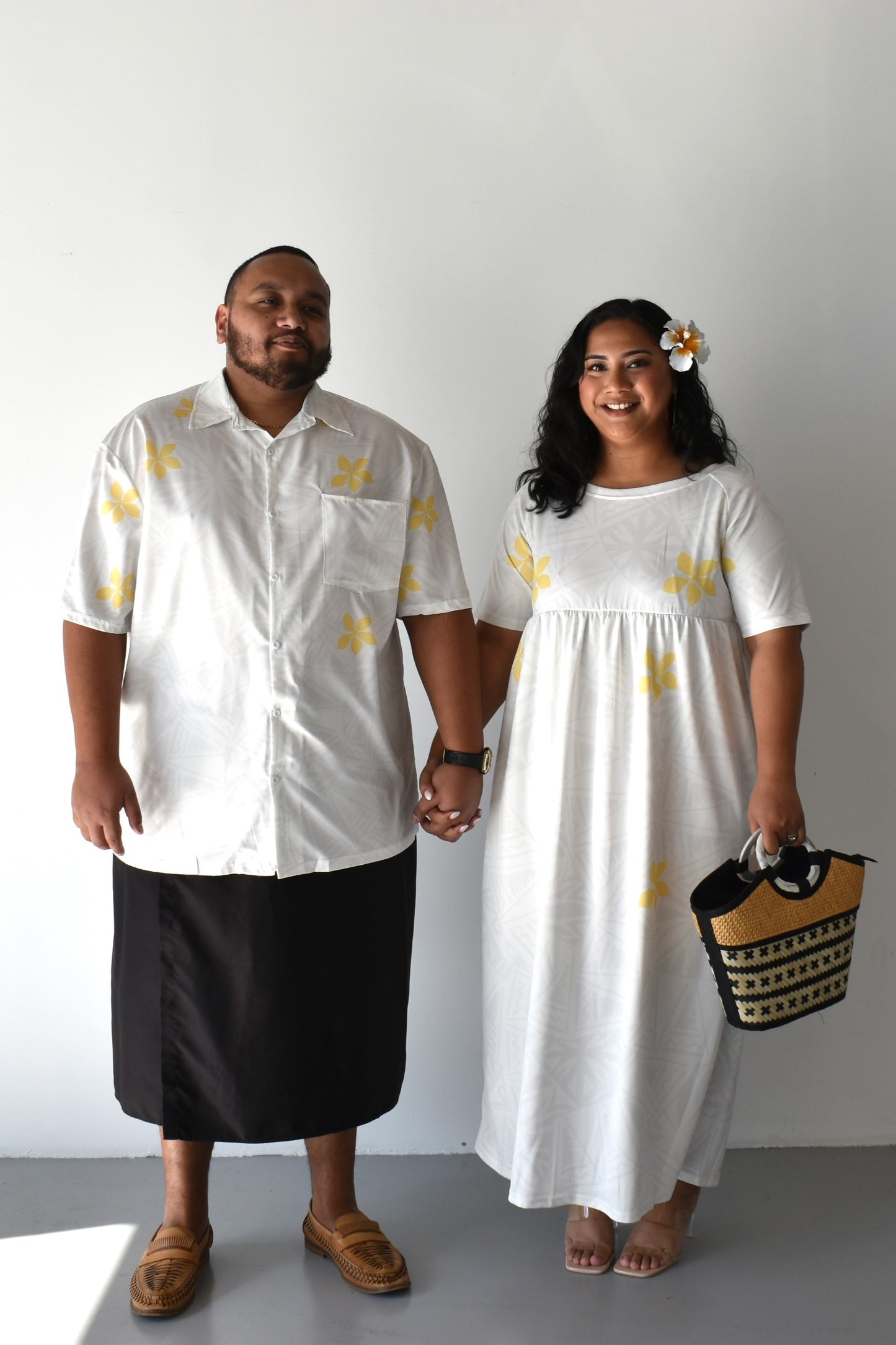 MINI TIARE - MENS BUTTON UP SHIRT - GOLD & WHITE