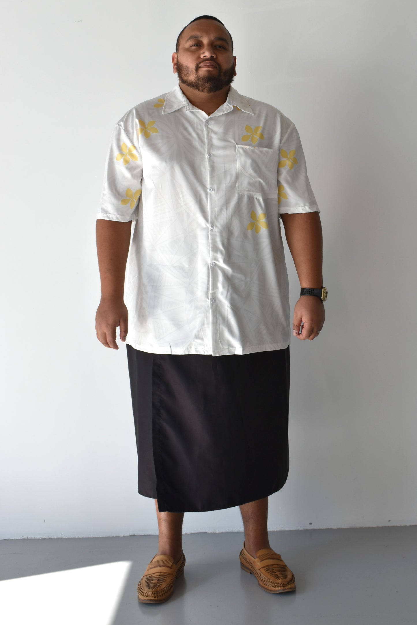 MINI TIARE - MENS BUTTON UP SHIRT - GOLD & WHITE