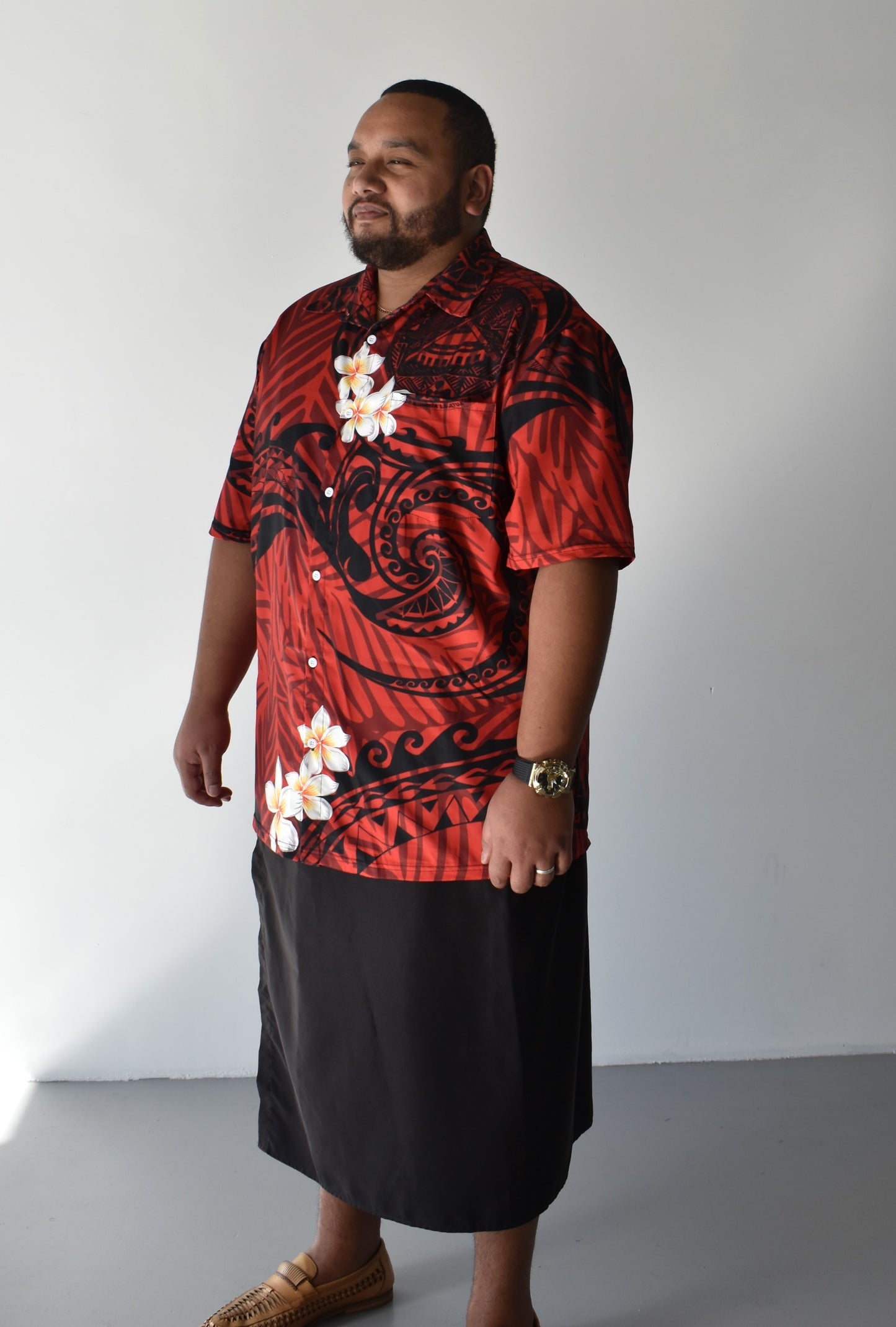 DAVID SHIRT - BUTTON UP WITH V-NECK - RED & BLACK