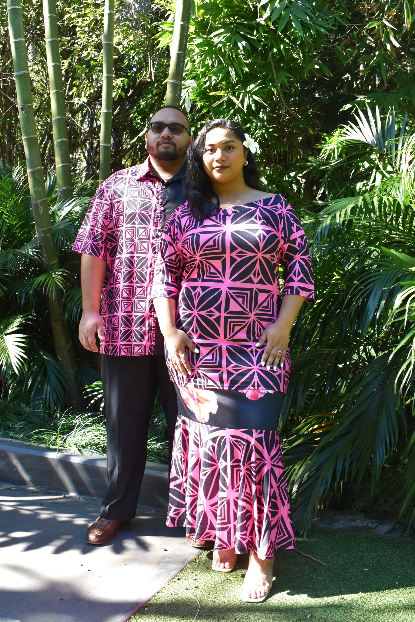 PINK TIARE - PULETASI DRESS - BLACK & PINK