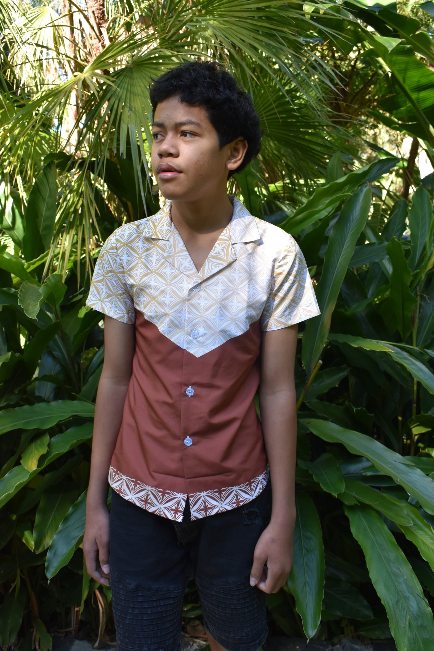 MAKAIO BOY'S SHIRT - CREAM & BROWN