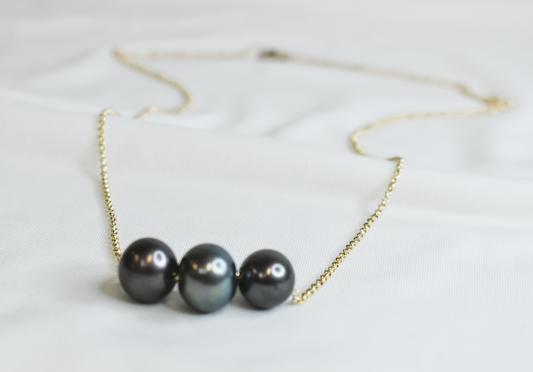 MILA - AUTHENTIC TAHITIAN PEARL (10-12MM) NECKLACE (14K GOLDFILLED)