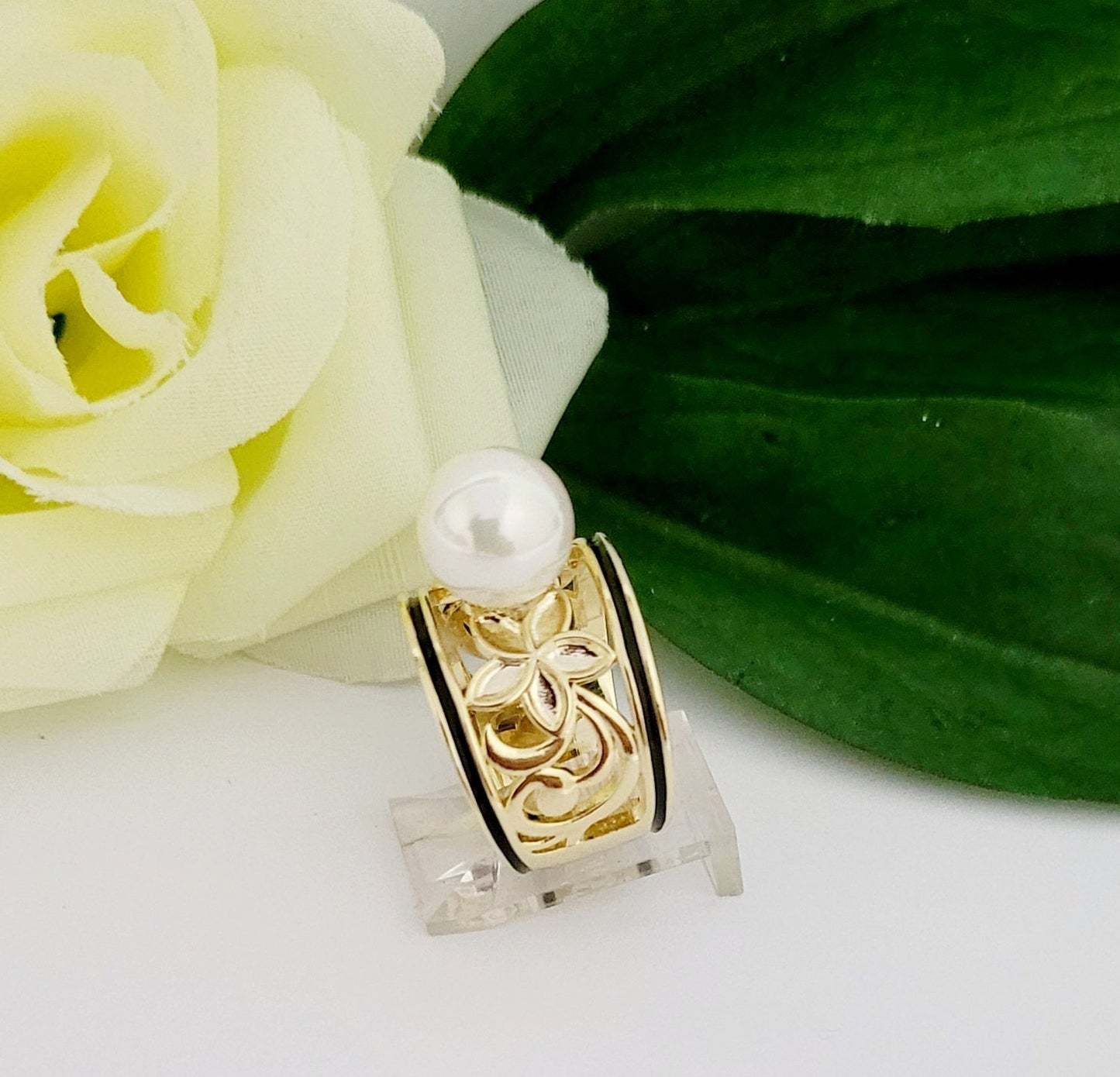 PUAMERIA White Shell Pearl Ring