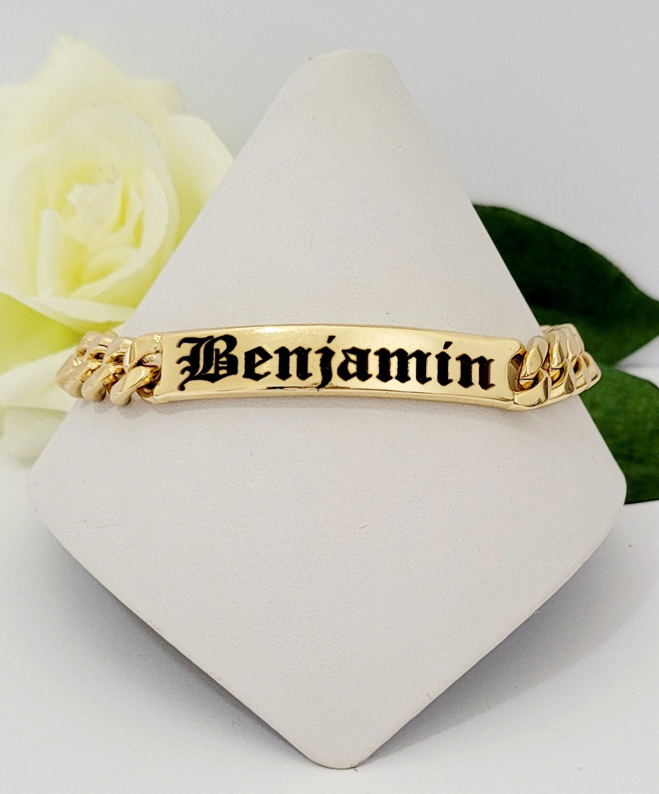 14k Solid Gold filled: Men's Personalised Name Bracelet