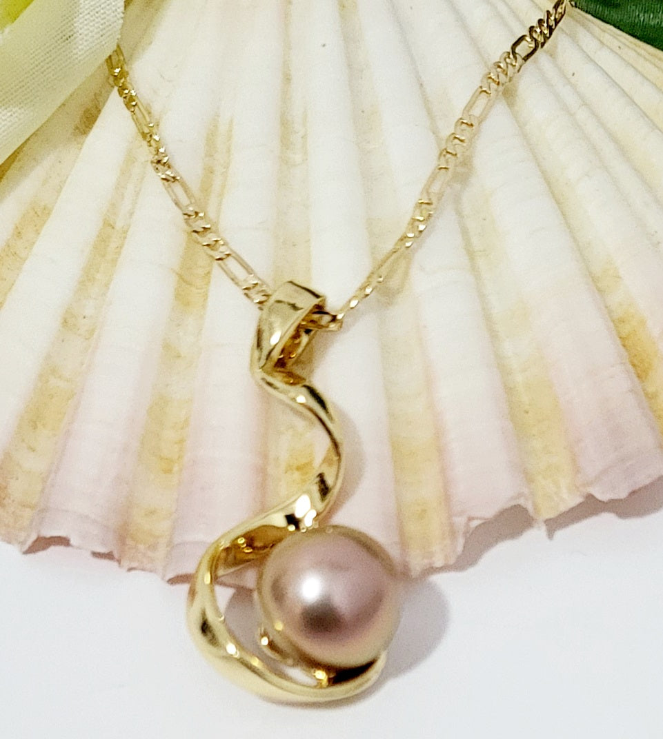 Tahina - Twisted Pink Blush Natural Edison Pearl Pendant Necklace