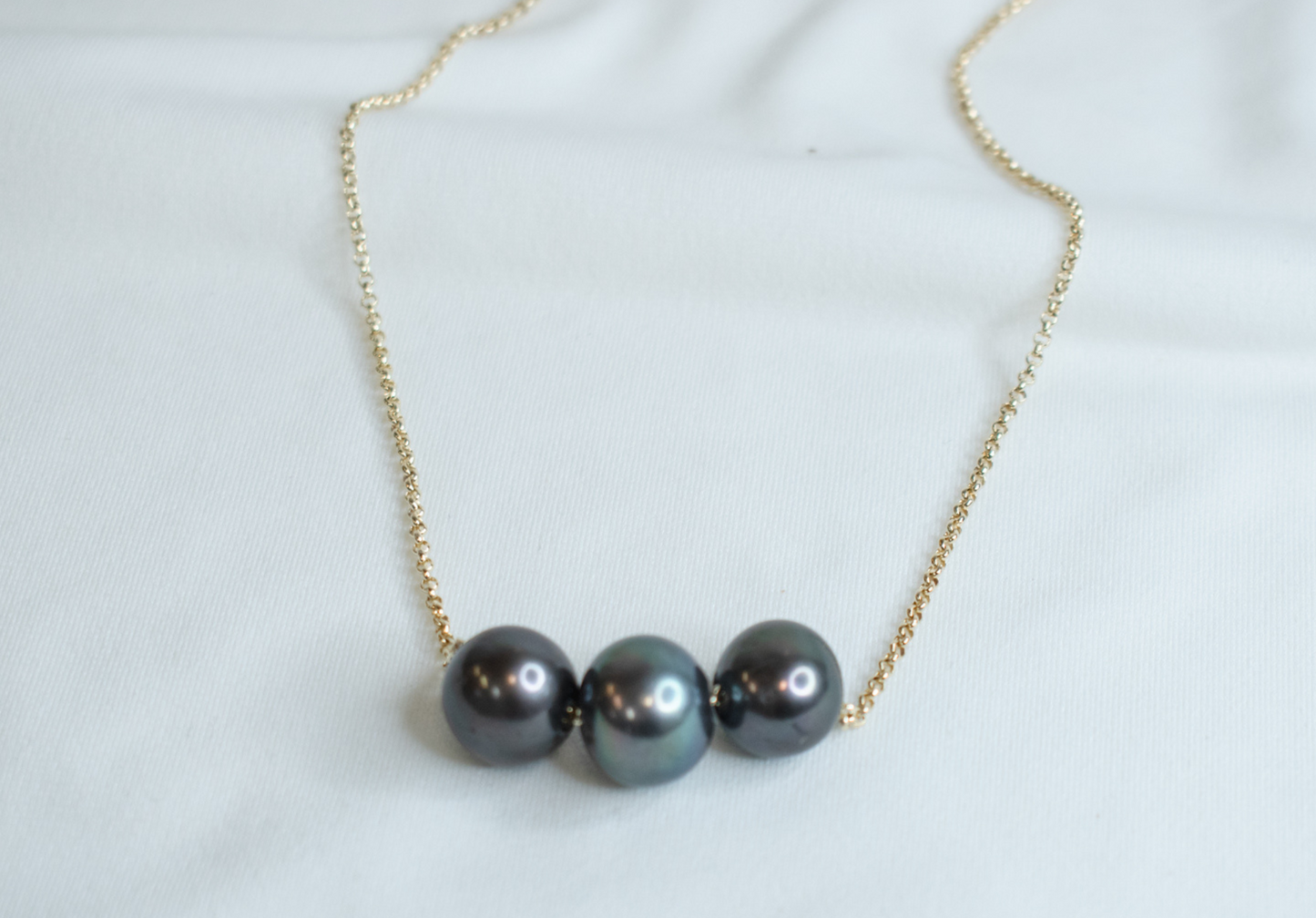 MILA - AUTHENTIC TAHITIAN PEARL (10-12MM) NECKLACE (14K GOLDFILLED)