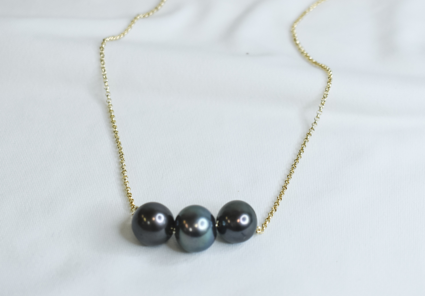 MILA - AUTHENTIC TAHITIAN PEARL (10-12MM) NECKLACE (14K GOLDFILLED)