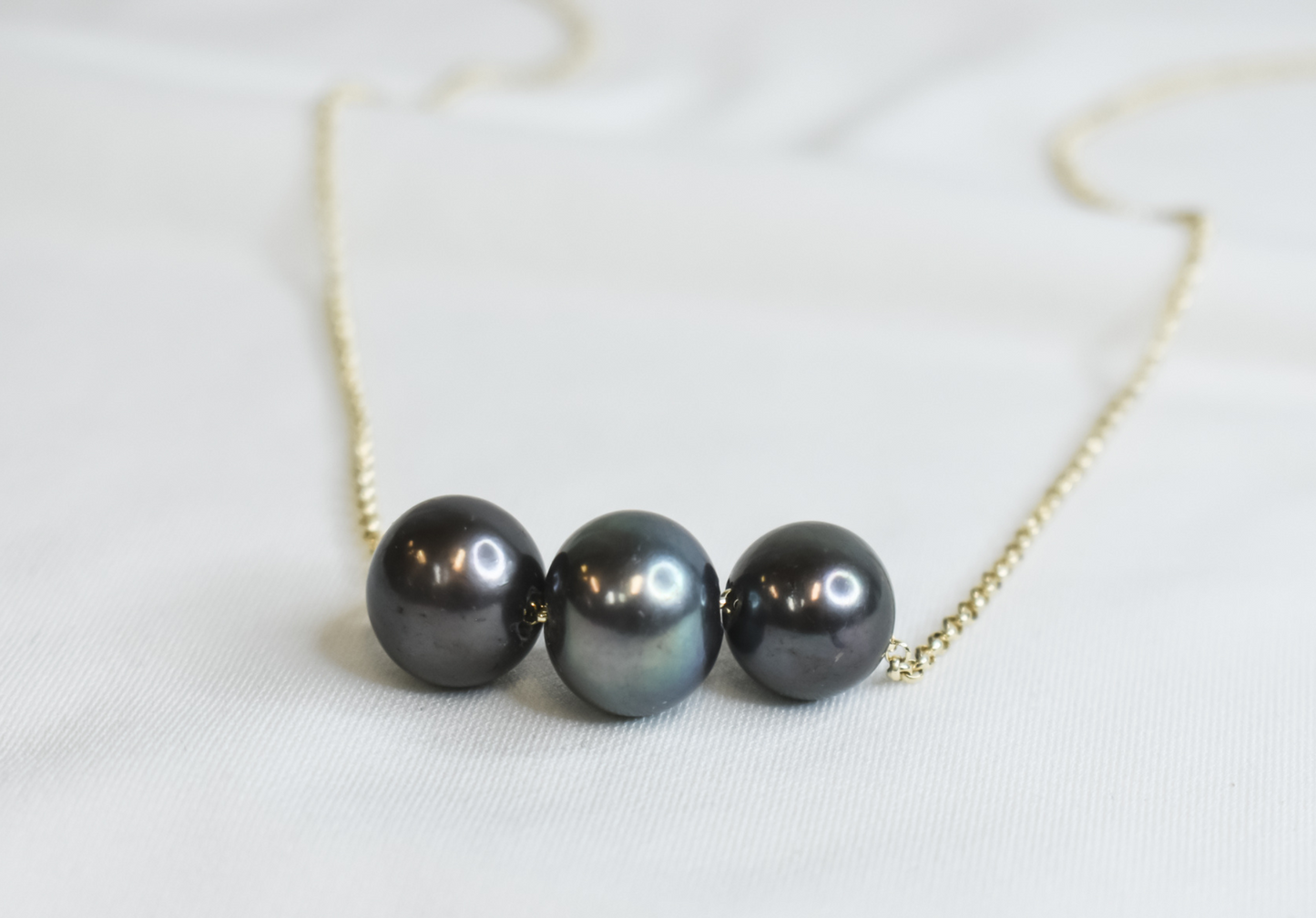 MILA - AUTHENTIC TAHITIAN PEARL (10-12MM) NECKLACE (14K GOLDFILLED)