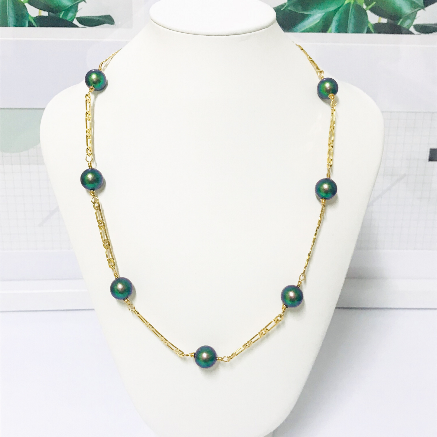 Aireena - 12mm Dark Green Swarovski Pearl Necklace