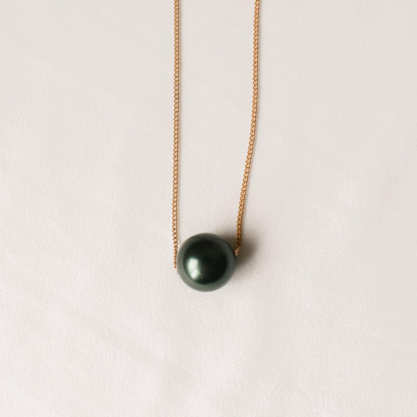 TEINA FLOATER NECKLACE - PREMIUM SHELL PEARL - MULTICOLOUR VARIETY