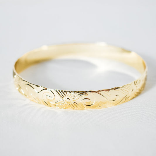 SINALEI - Brand New Island Style Tribal Pattern GOLDFILLED Bangle