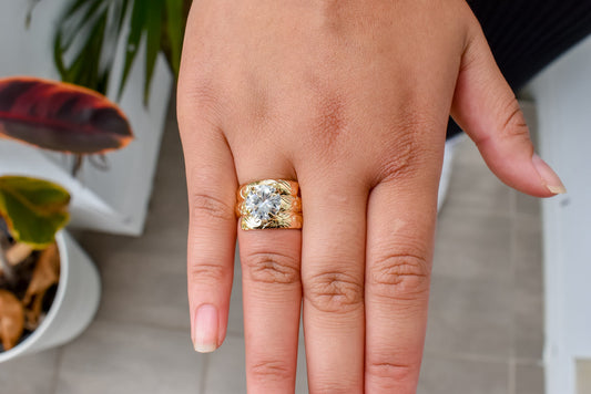SEFINA - CZ Diamond  Engraved Twisted Ring
