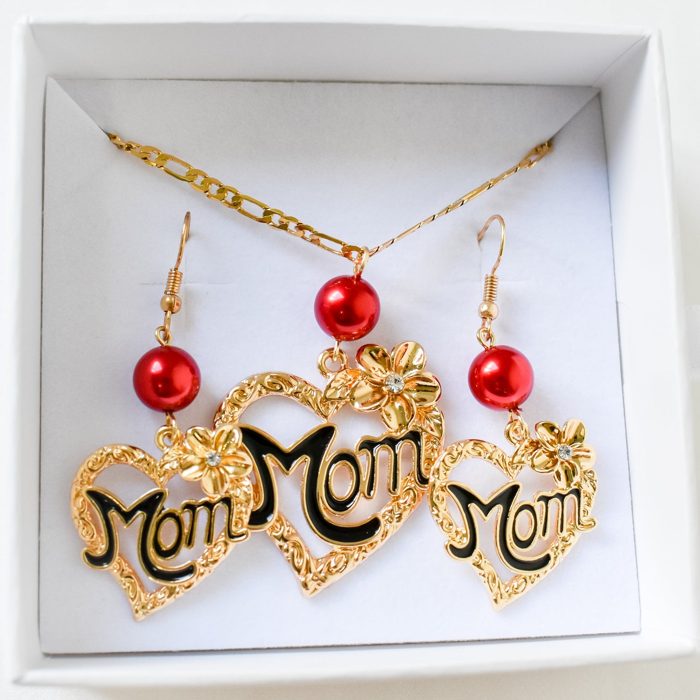 TINA #3 - MOM Premium Red Shell Pearl Set